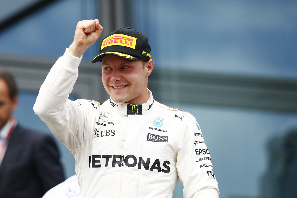 Bottas完美起跑　Vettel：難以置信