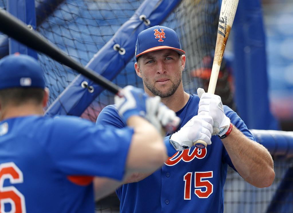 職業首支再見全壘打　Tebow：特別的1轟