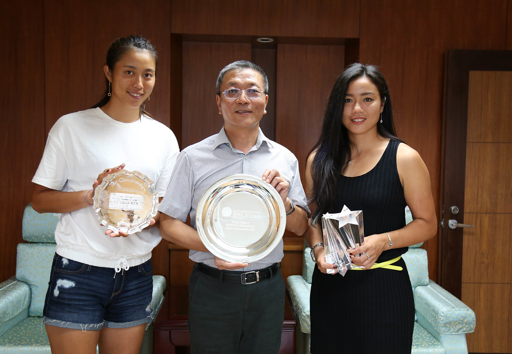 體育署長接見　詹家姊妹分享大滿貫喜悅