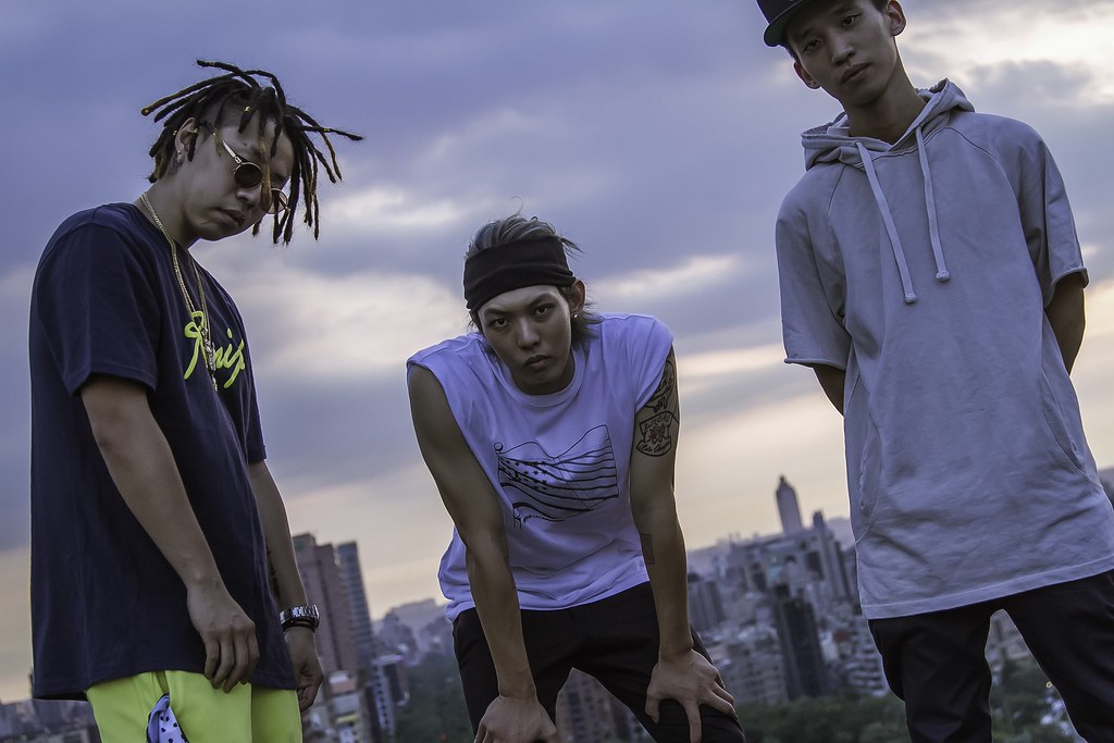 扯鈴有嘻哈！　 結合電音、饒舌顛覆眾人想像