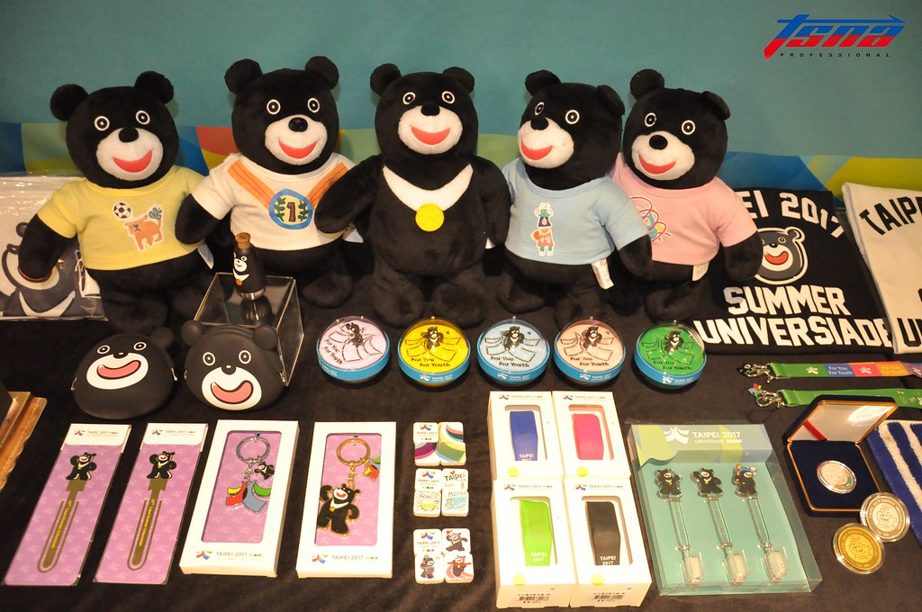 世大運165種紀念商品齊亮相　銷售破千萬