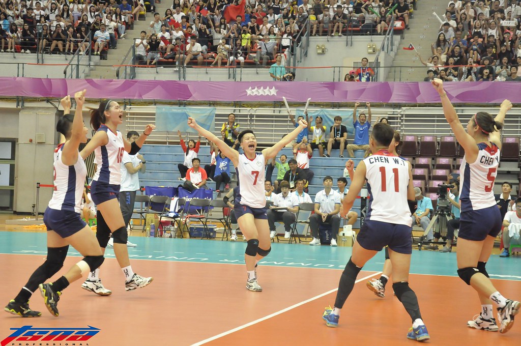 中華女排首戰開紅盤　直落3勝法國