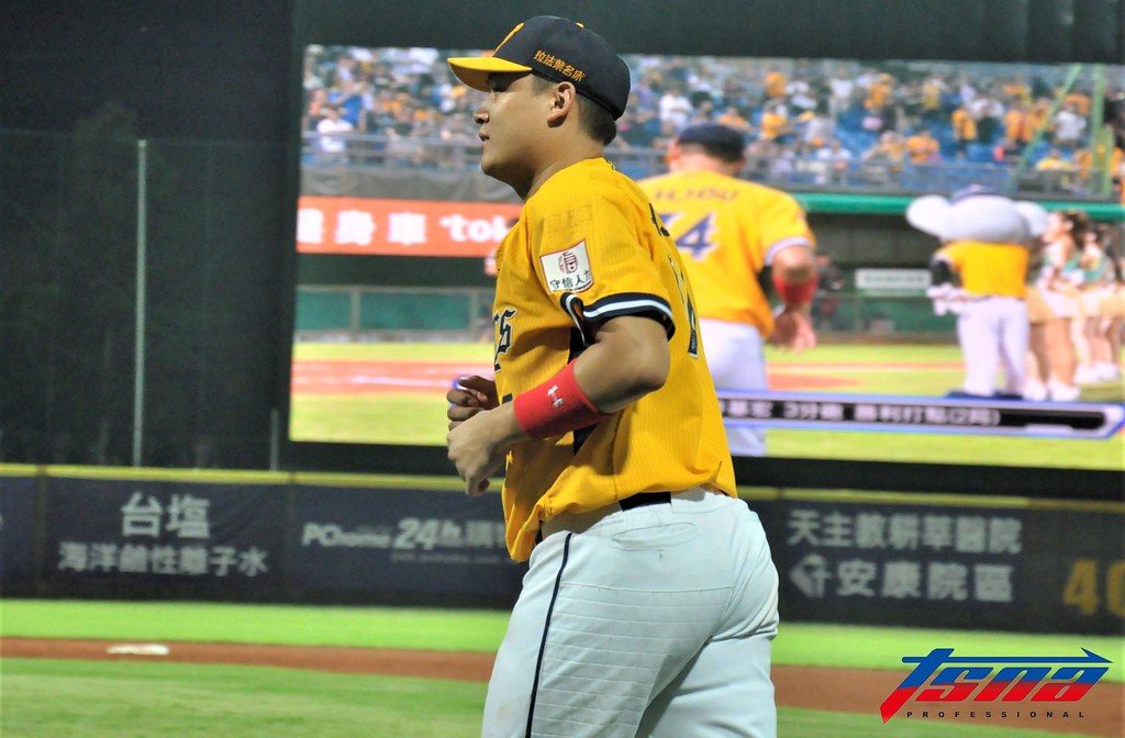 許基宏3分砲助威　天母本季首戰中信勝出