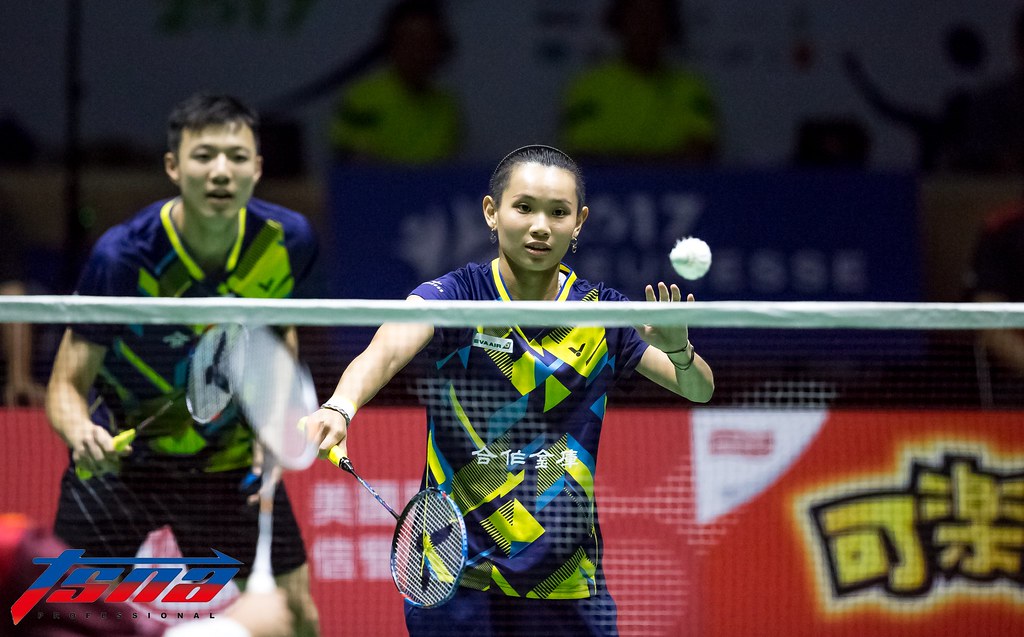 與前教練交流　戴資穎、王子維歡樂闖關