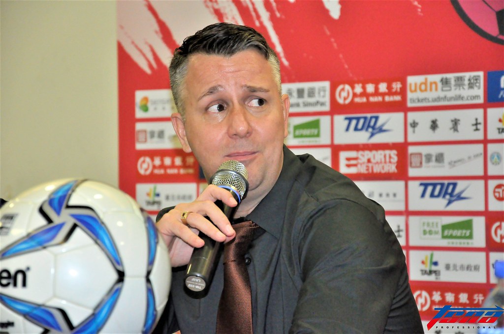 執教首戰就贏球　White期待台灣男足再進化