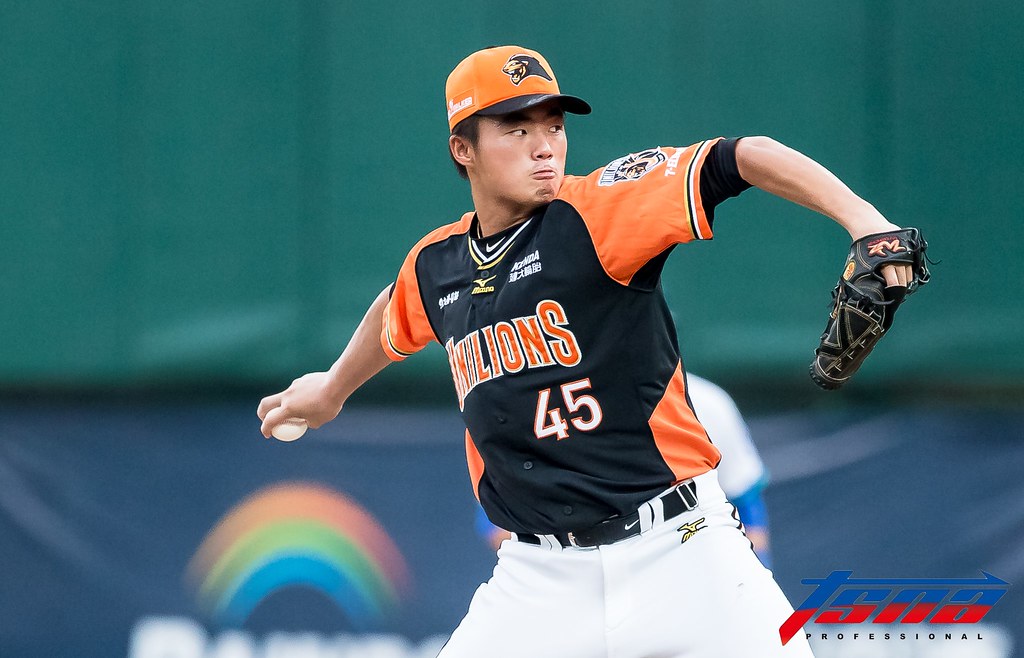 先發5局僅掉1分　施子謙一軍首勝到手