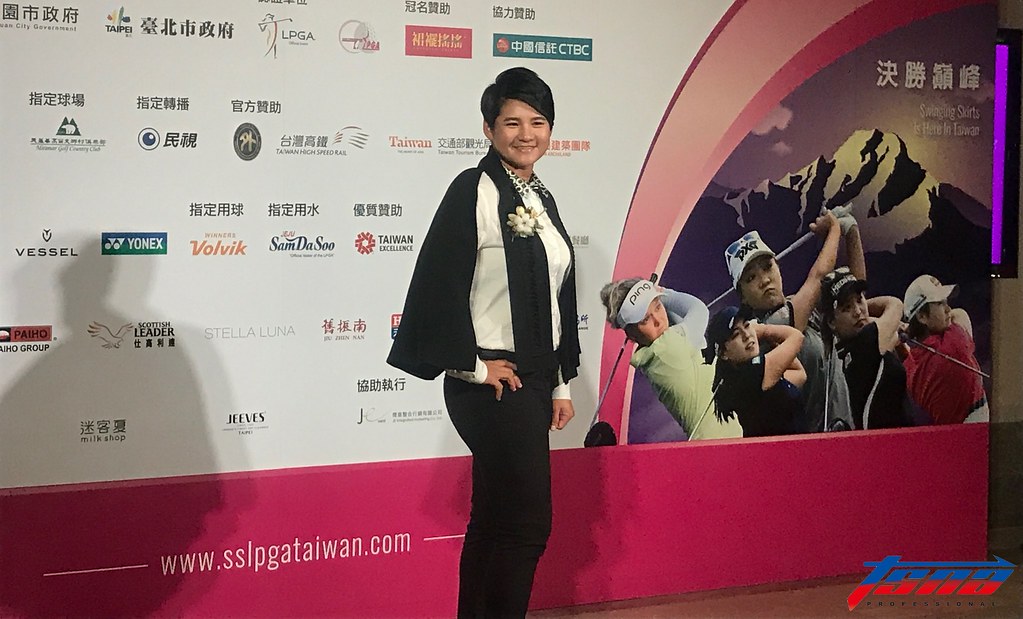 ​曾雅妮褲裝現身　「下次可以試試裙子」