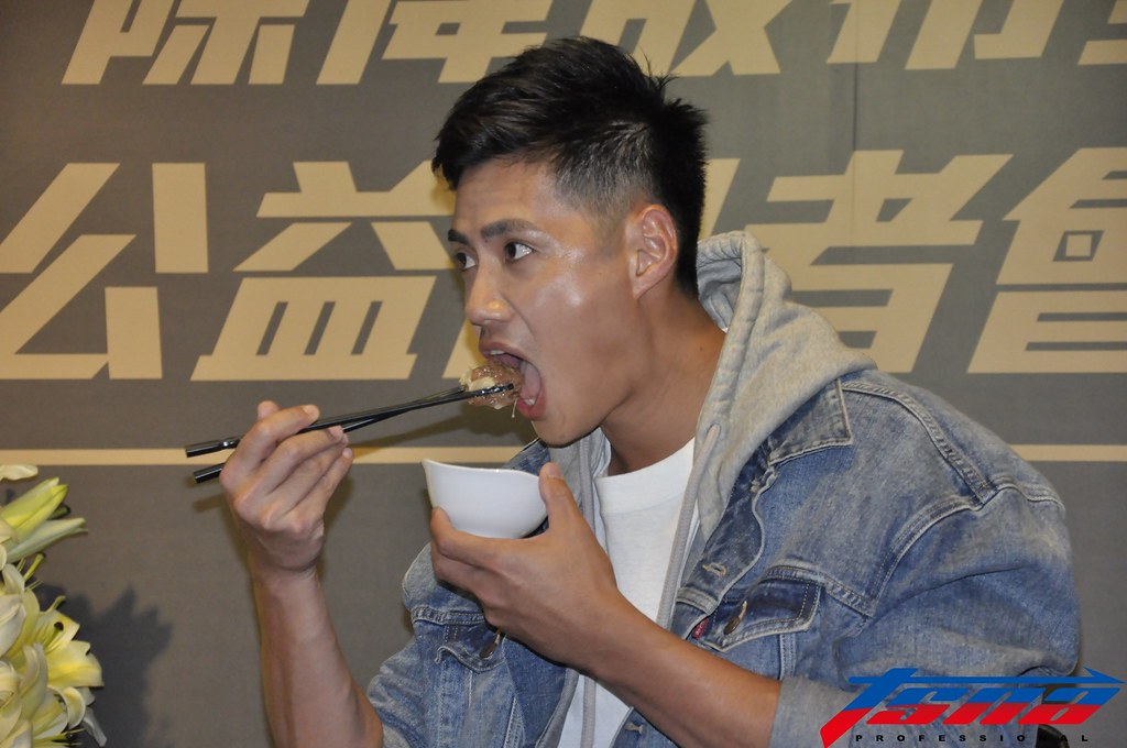 獅子頭回想起媽媽味道　陳偉殷樂愛下廚