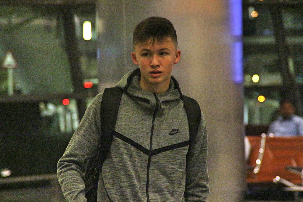 台灣男足抵達卡達　首度與沈子貴會合