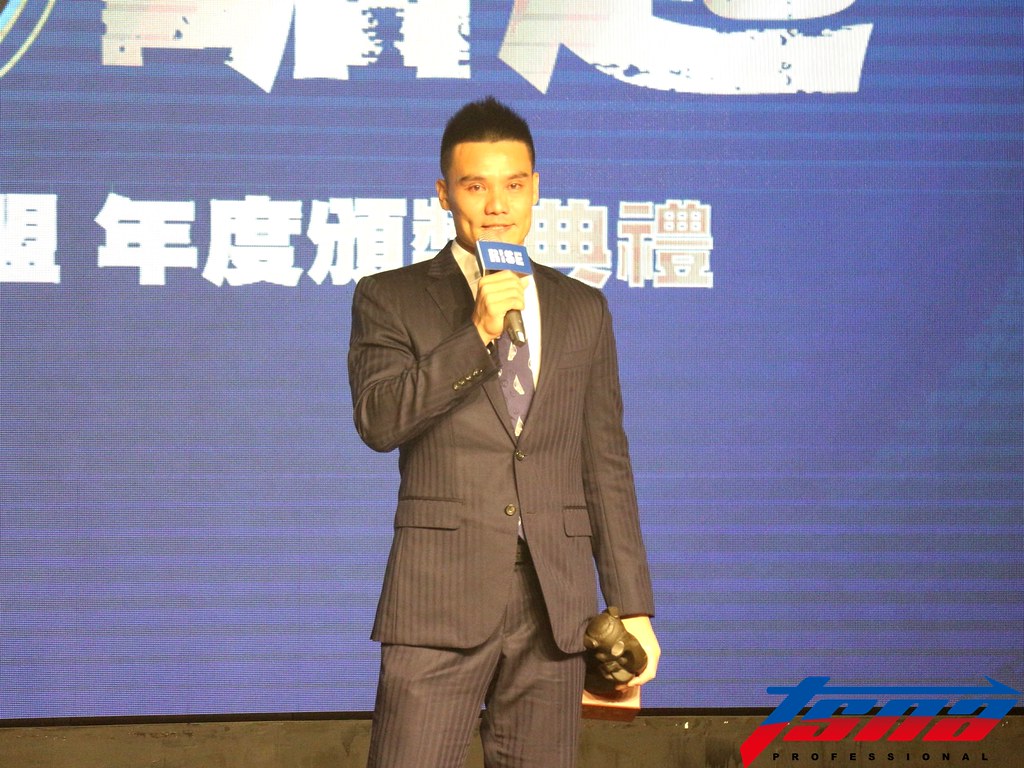 王勝偉出席頒獎典禮　不排除對傳聞採取動作