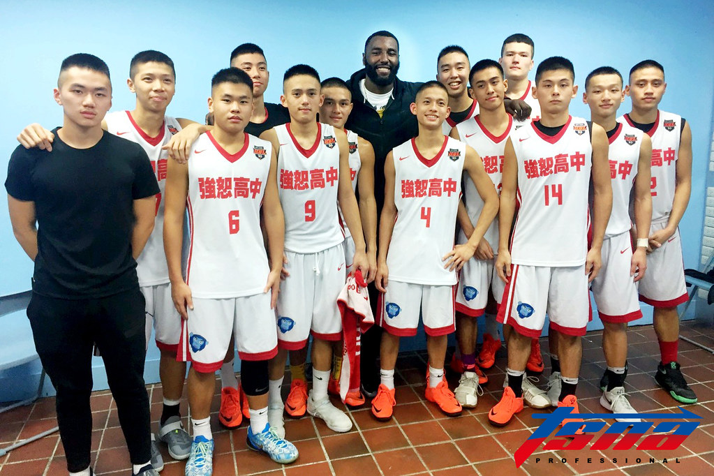 前NBA中鋒助陣　強恕搭複賽末班車