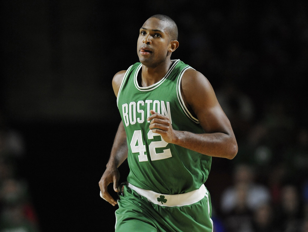 Horford歸隊綠衫軍12連勝　Irving將戴面罩出賽