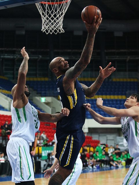 拉莫斯手指脫臼硬撐　台啤止連敗