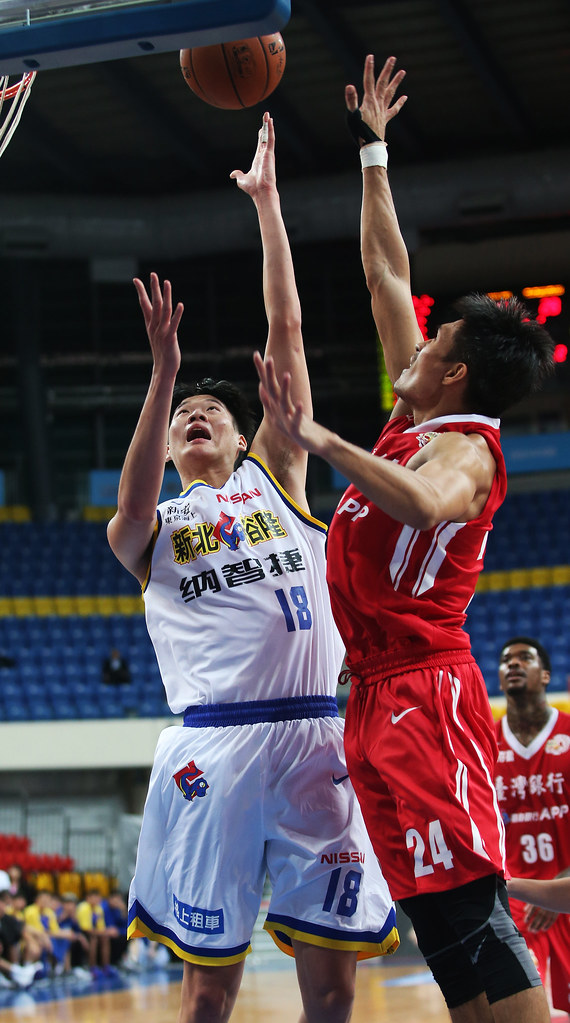 吳怡斌把握機會　合約年繳代表作