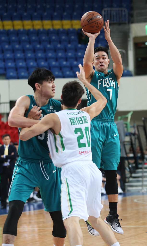 沒資格休息　張伯維加練建功