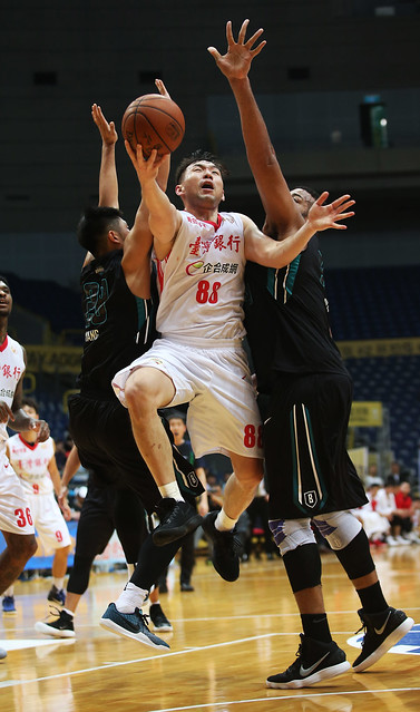 龍弘元生涯首絕殺　台銀氣走富邦