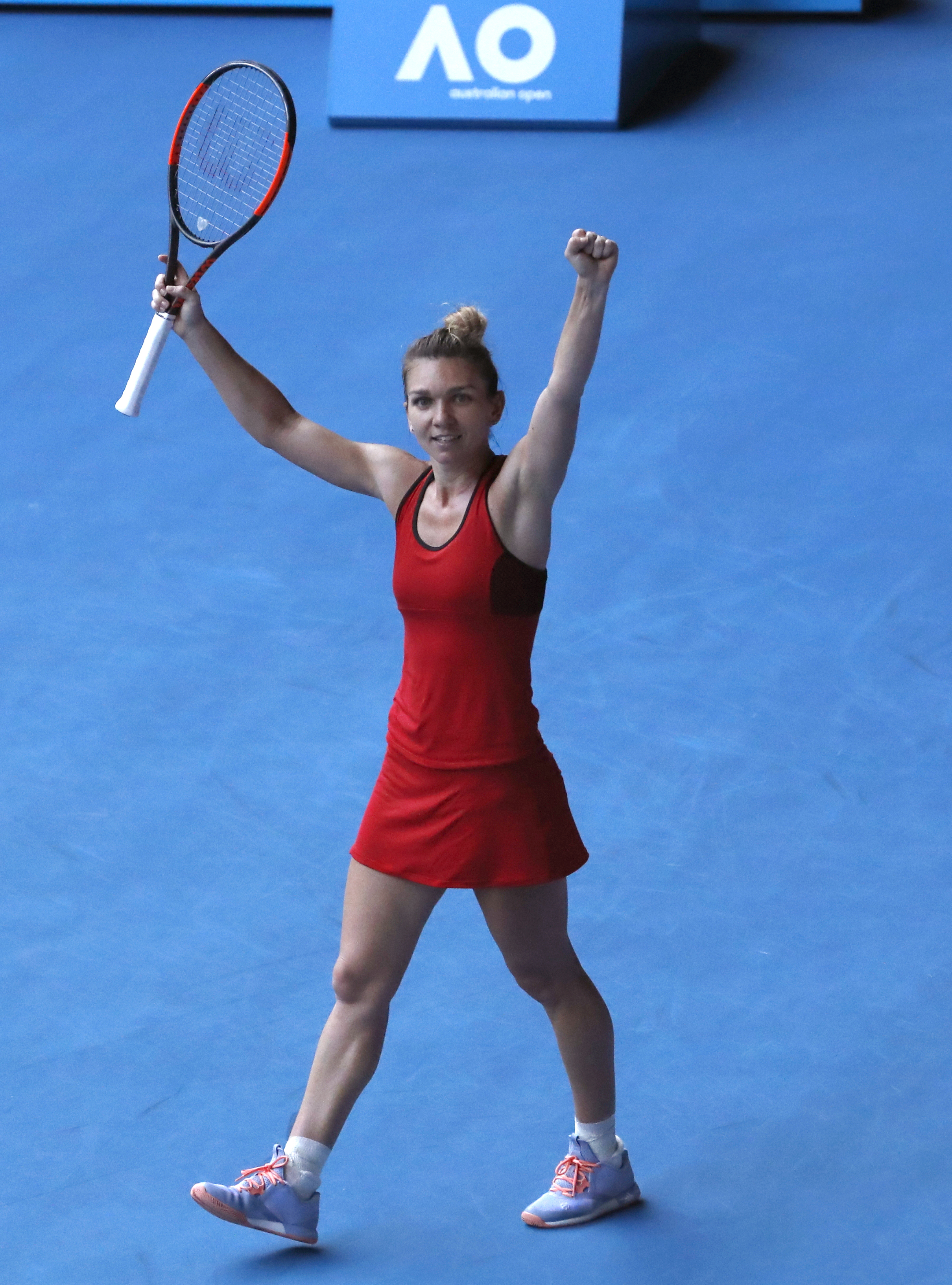 無冕球后對決　Halep冠軍賽戰Wozniacki