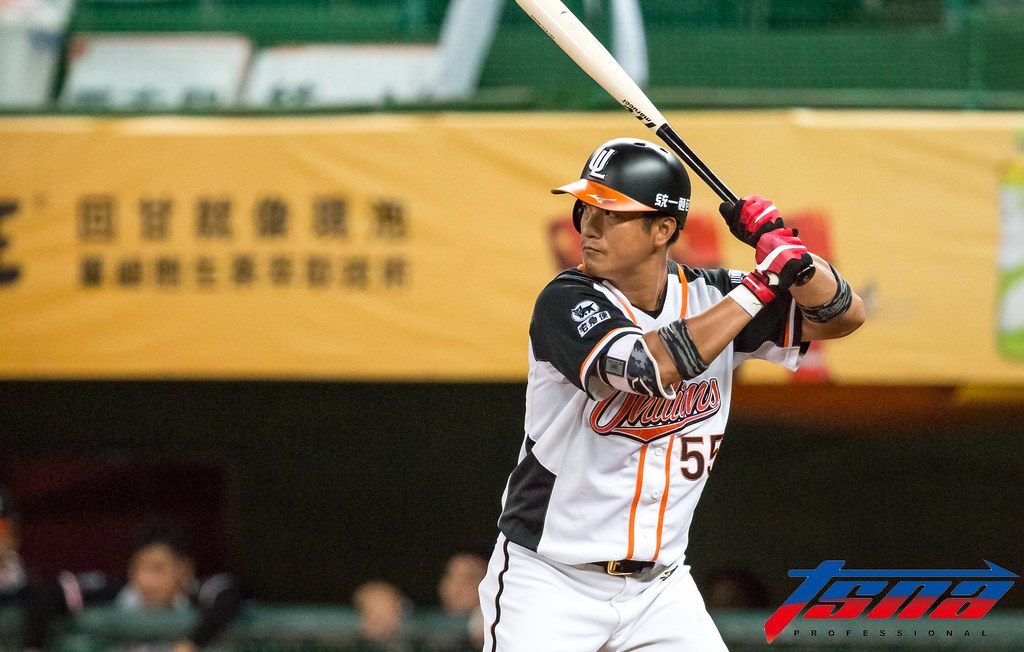 新球季改守右外野　潘武雄：沒問題