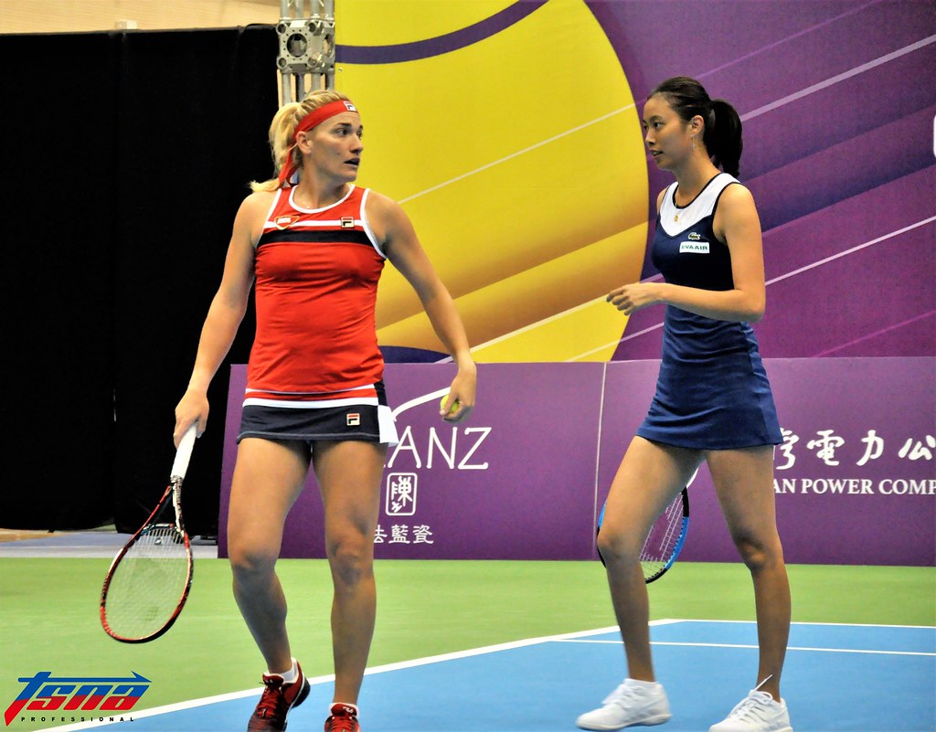 詹皓晴女雙及時回神　挺進台灣公開賽次輪