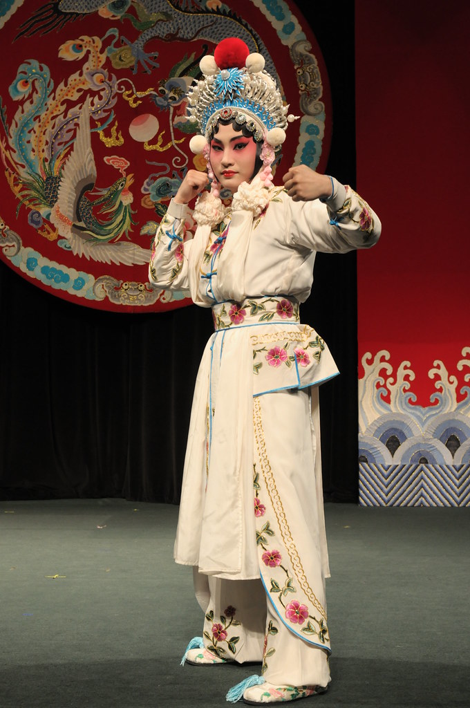 藝術結合格鬥　黃偵玲將化身史上最強白蛇