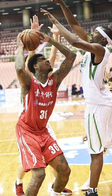 賀夫有其功用　台啤給肯定