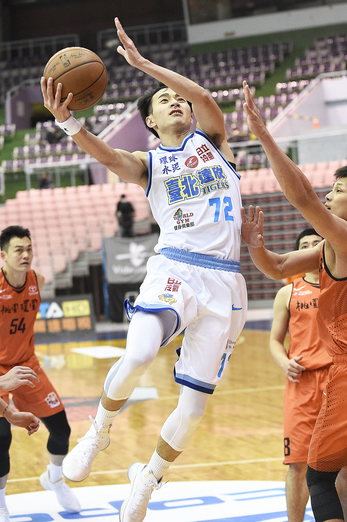 達欣慘敗31分　過年放11天假