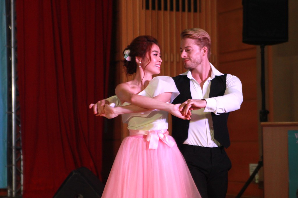 國標舞亞巡賽台北站　逾千位選手舞動小巨蛋