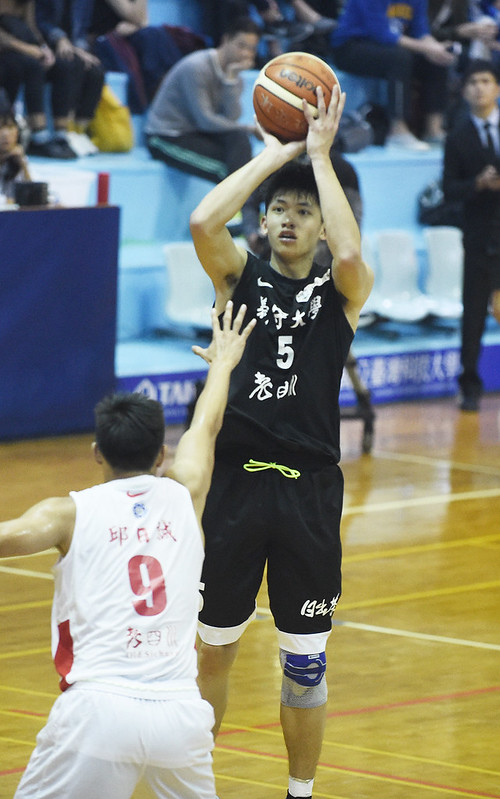 陳昱翰家暴醜聞　小娟姐：拿出肩膀承擔