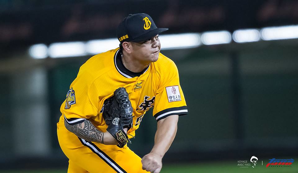 穿上新衣再出發－洪宸宇