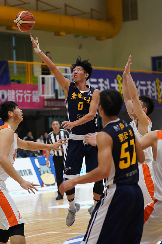 體能好被稱田徑隊　高師大外地征戰必去圖書館