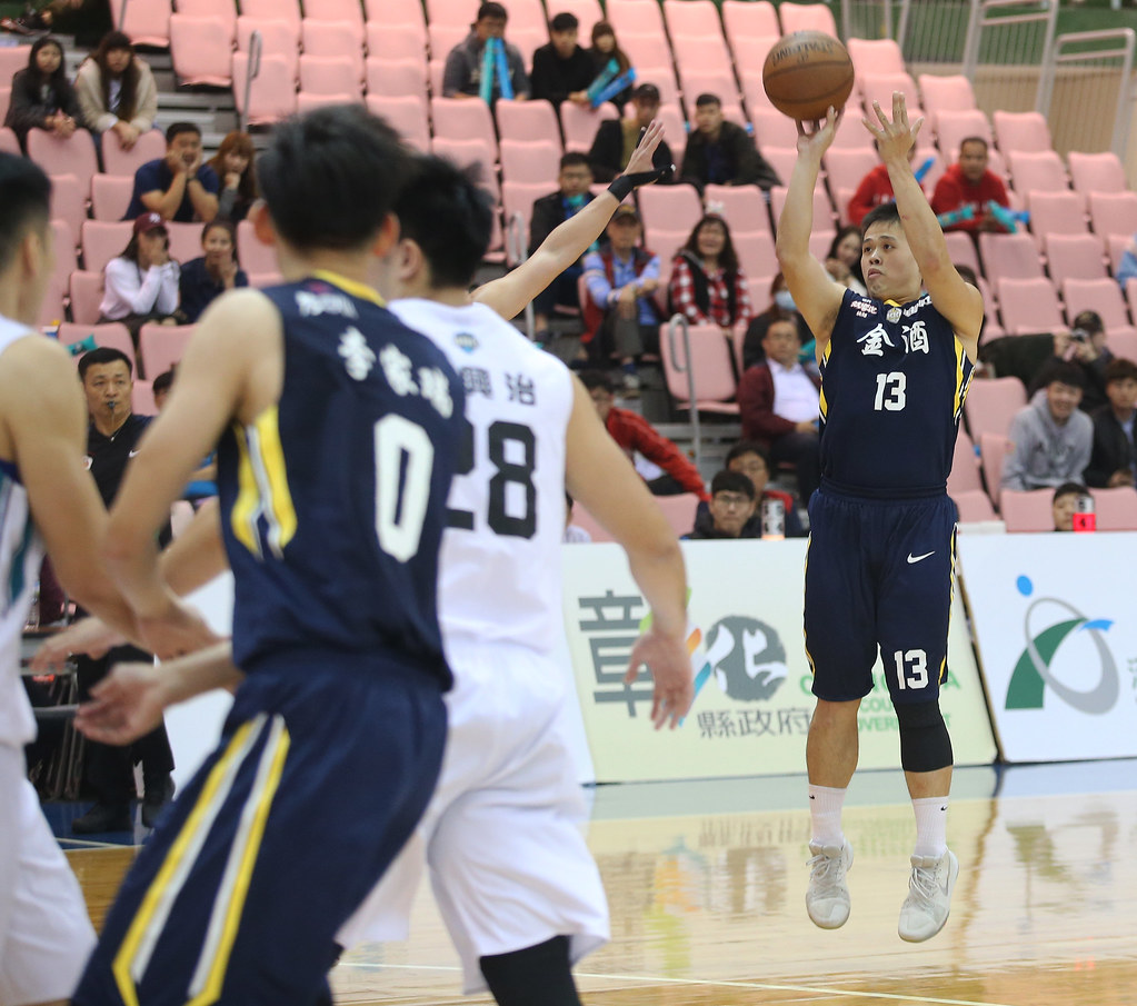 王泰傑3.3秒致勝3分　金酒本季首勝富邦