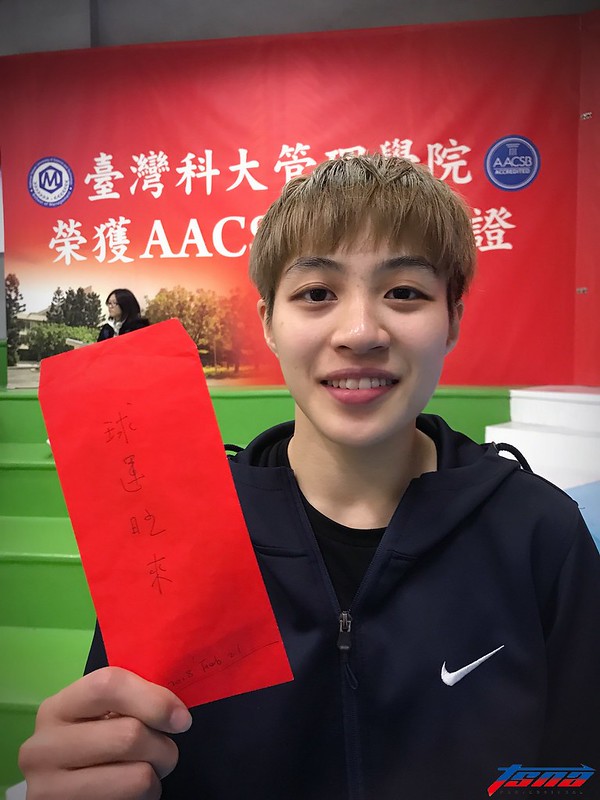 錢姊題字「王者非我莫屬」　朱育勤助北市大取勝