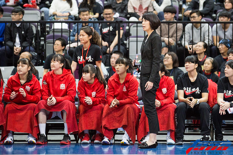 南山女籃收亞軍　教練落淚說抱歉