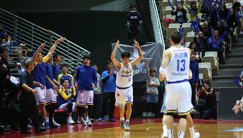 胡凱翔生涯新高27分　裕隆獨居龍頭