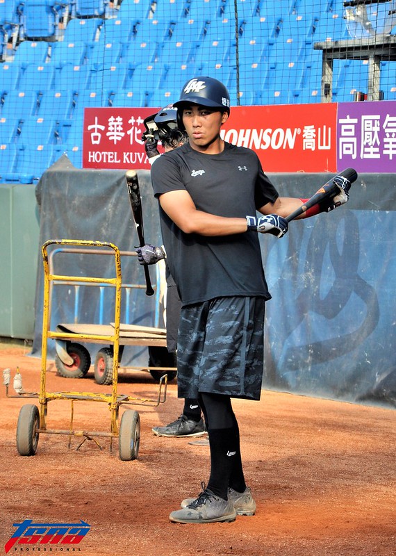 挨球吻後被通知上一軍　黃敬瑋以為在說笑