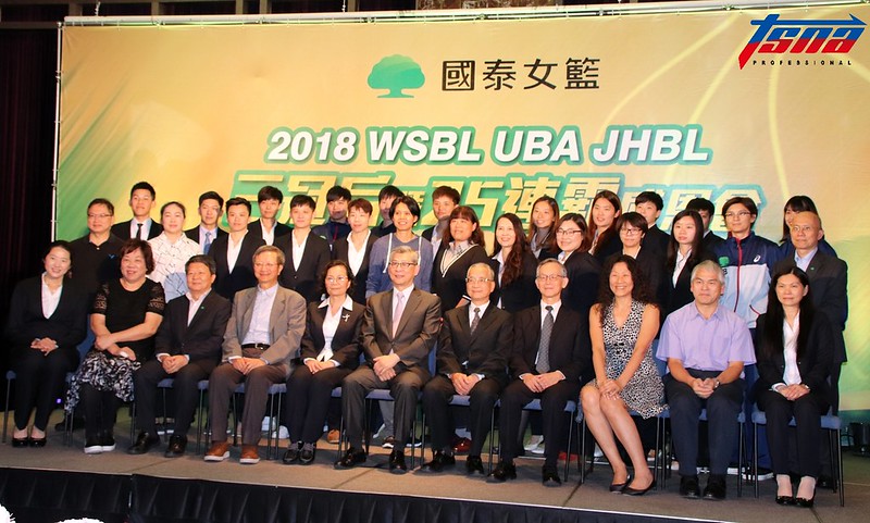 國泰女籃紀念25連霸　歷代成員全登臺