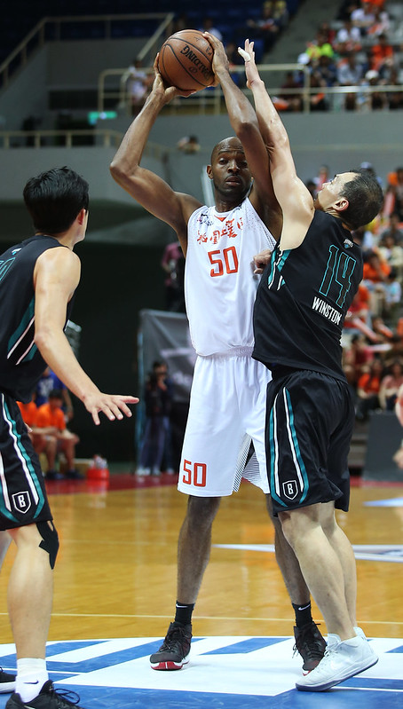 老又傷動手術　戴維斯：我值得MVP！