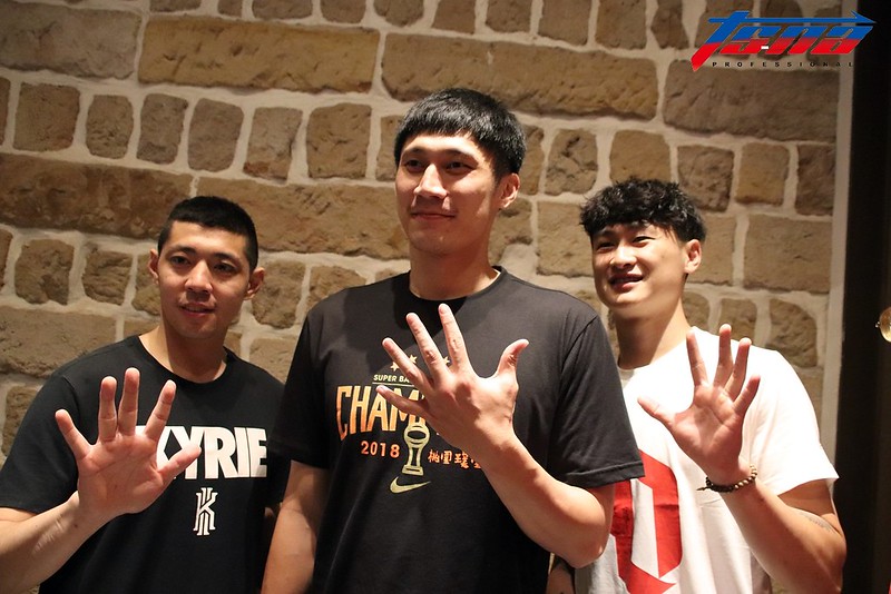 林金榜冠軍永不嫌多　陳世杰盼雙手戴滿冠軍戒