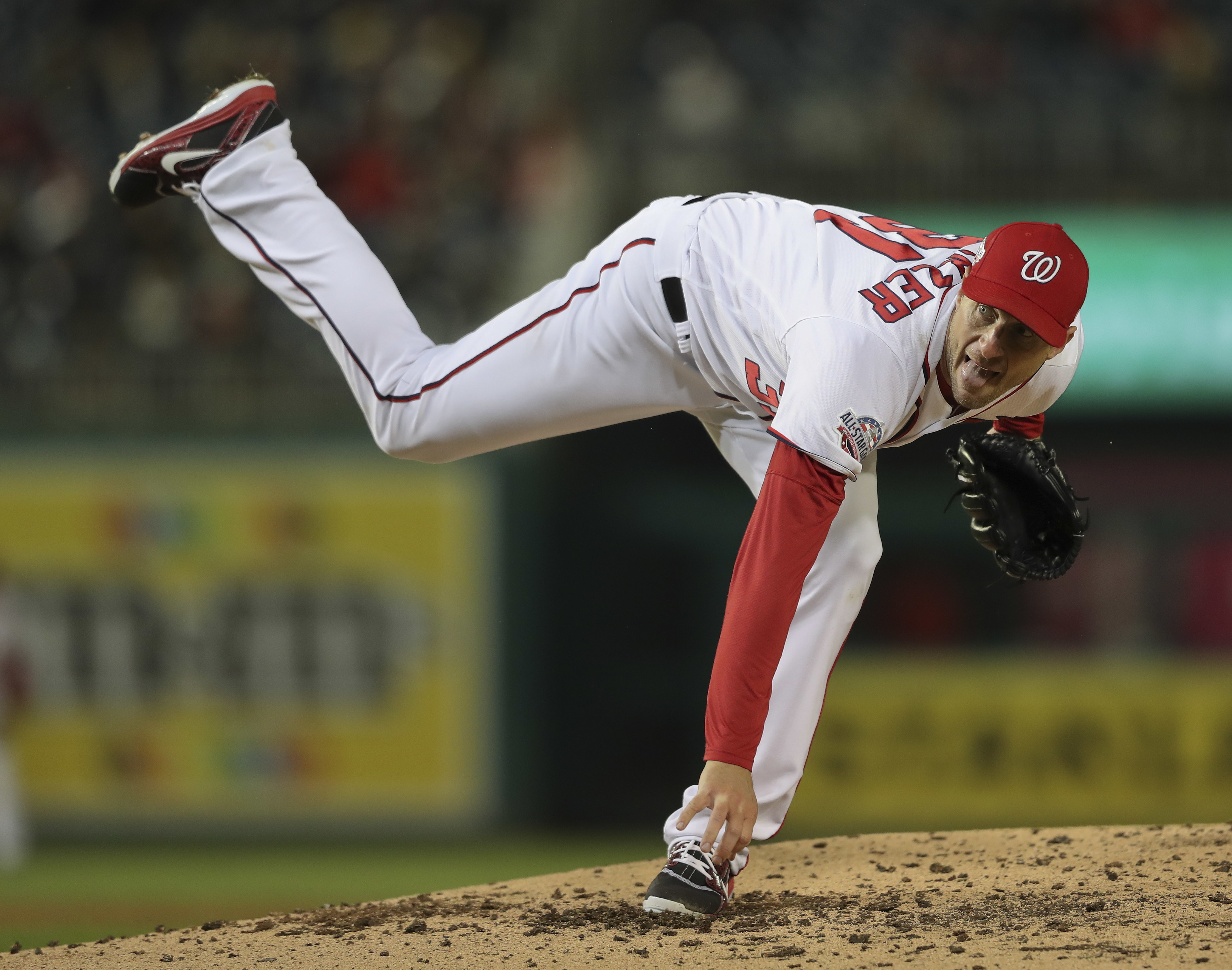 狂飆11K　Scherzer還敲致勝二壘打