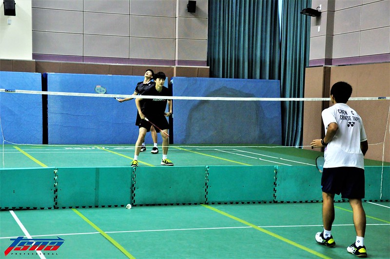 羽球隊秘密武器　架高球場對付歐洲球員