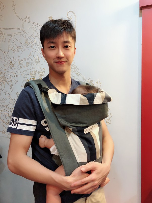 女兒最愛爸爸背　江宏傑笑稱：風景不同