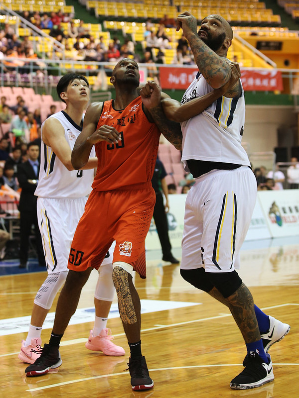 體育署長協商職業化　SBL委員會臨時取消