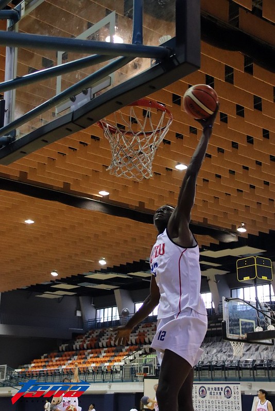 來自塞內加爾的助力　政大雄鷹征戰一級更具本錢