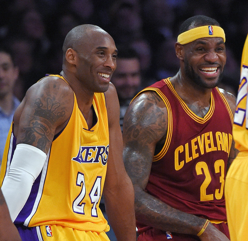 盼紫金王朝再崛起　Kobe：我會全力幫助詹皇　