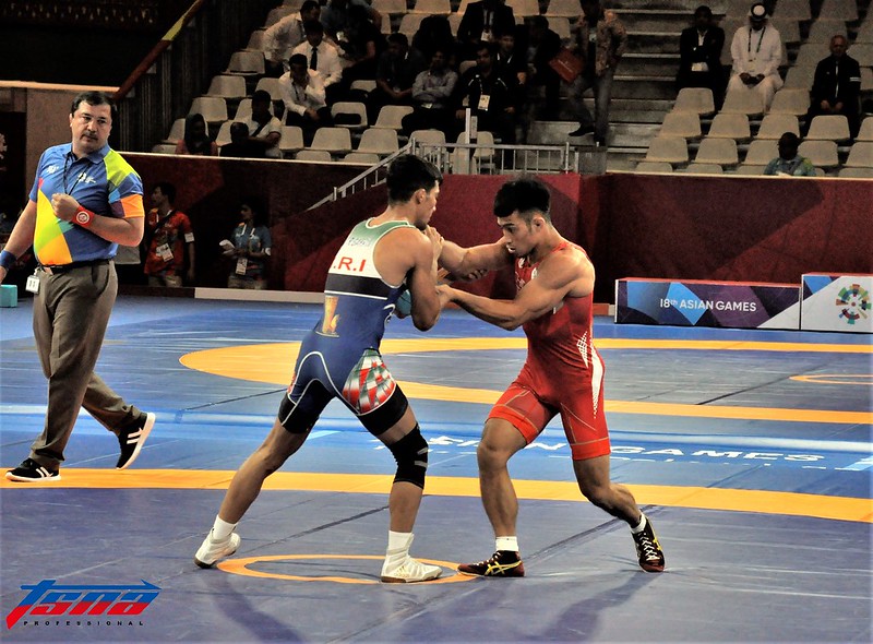 主動出擊未成　洪英華轉眼被對手摔出頒獎台