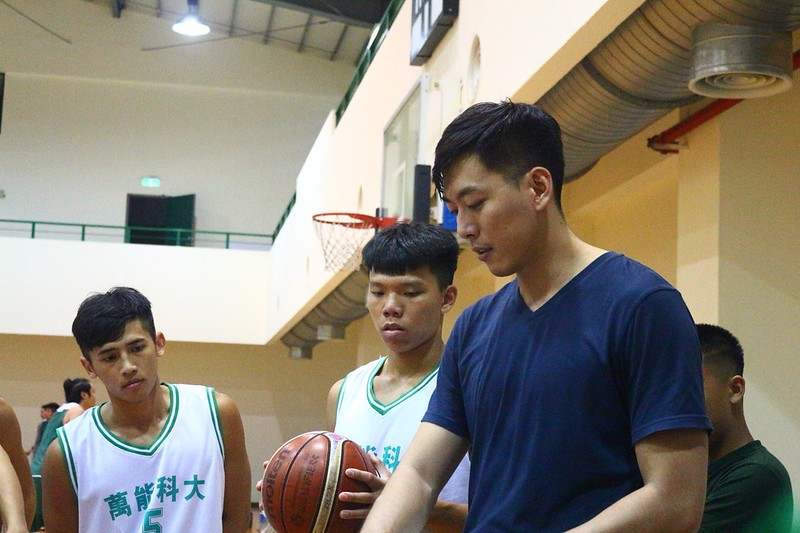 SBL球星吳奉晟卸下戰袍　轉任萬能科大男籃教練