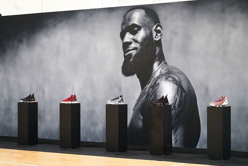 更貼近LeBron James需求　LEBRON 16全新設計走輕量化