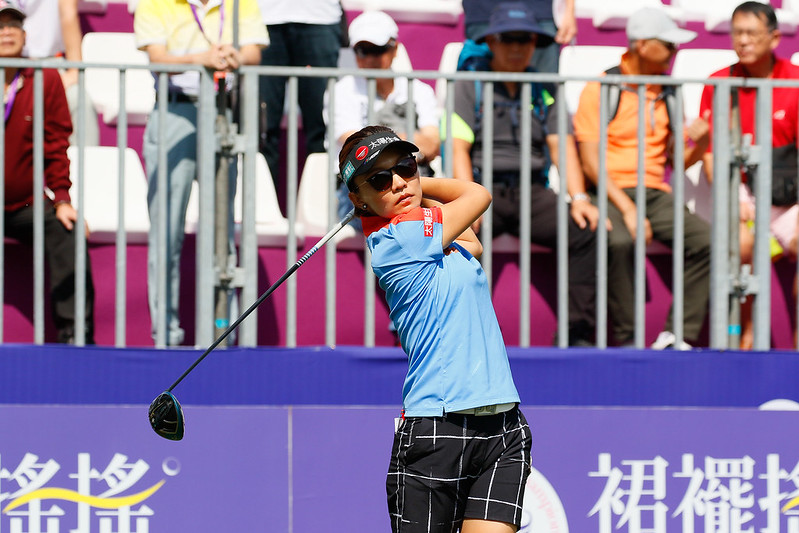 台日草紋有差異　盧曉晴推桿失誤多