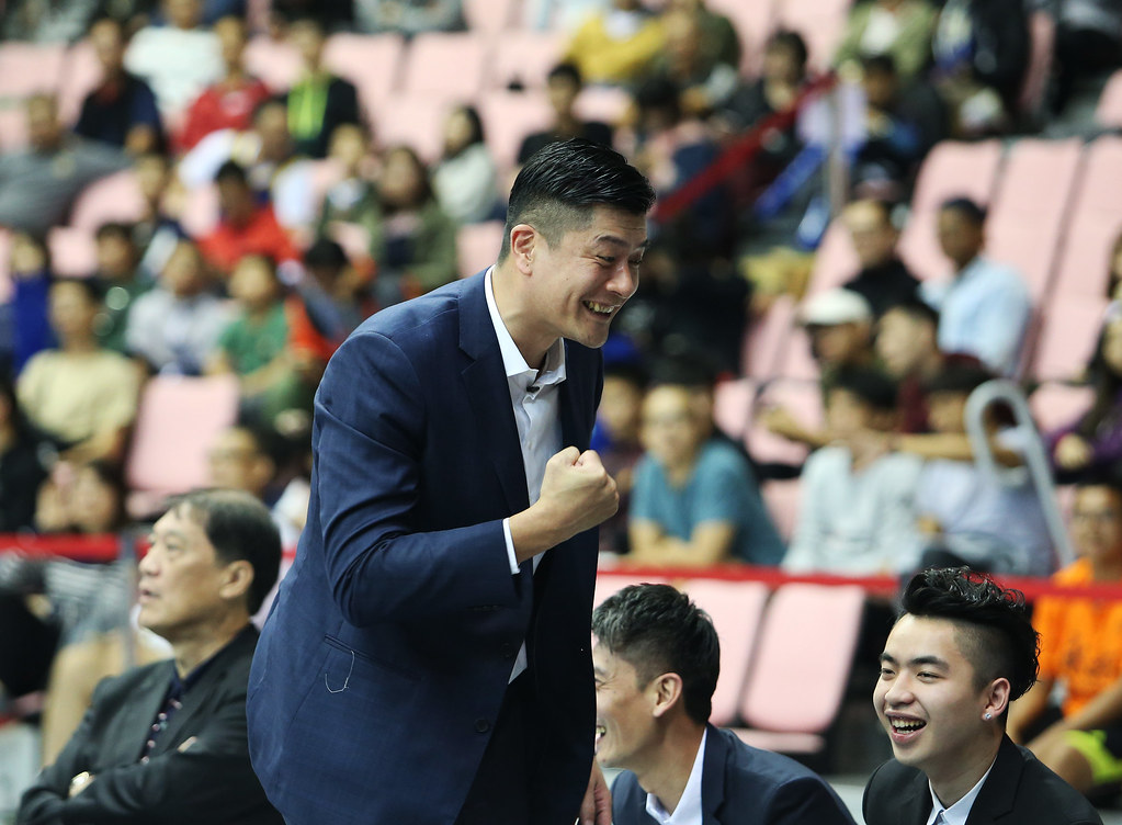 雙洋將初體驗　李啟億迎執教首勝