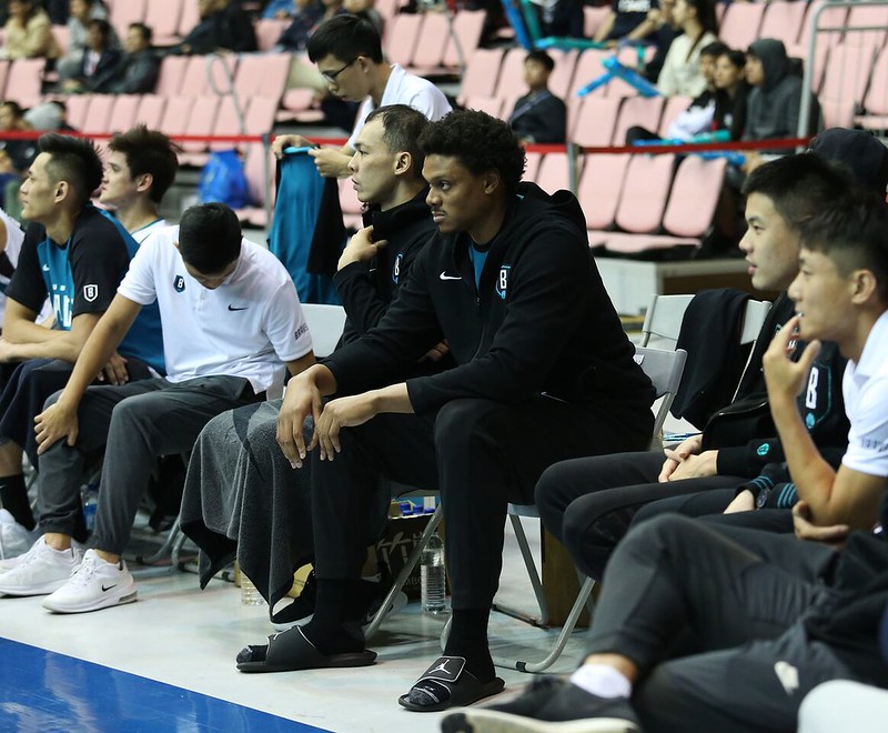 富邦大洋將膝傷未登場　遇金酒吞首敗